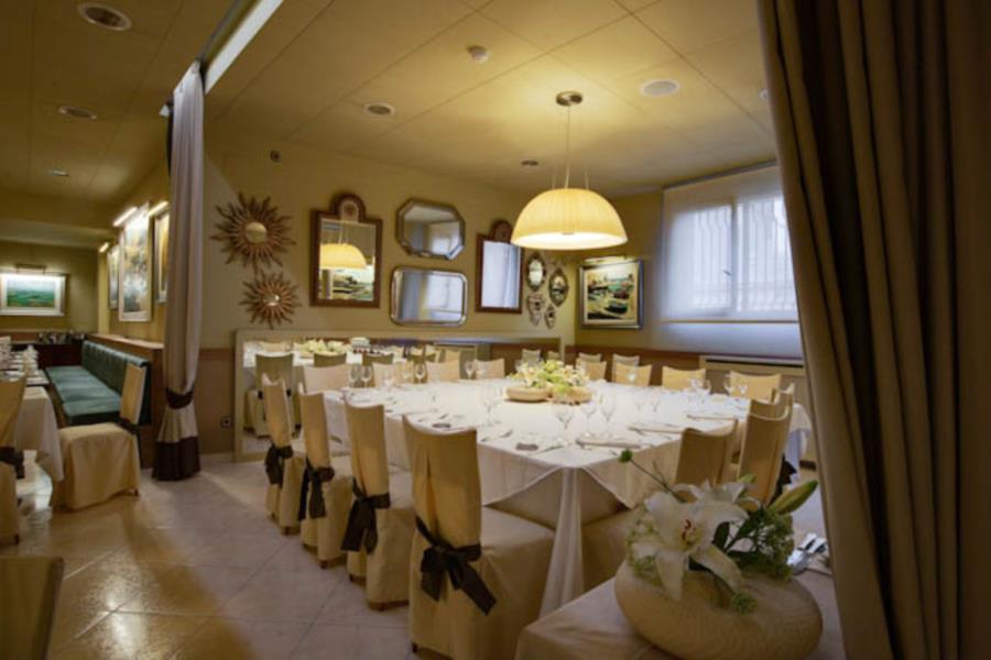 Hotel Pirineos Figueres By Pierre & Vacances ภายนอก รูปภาพ